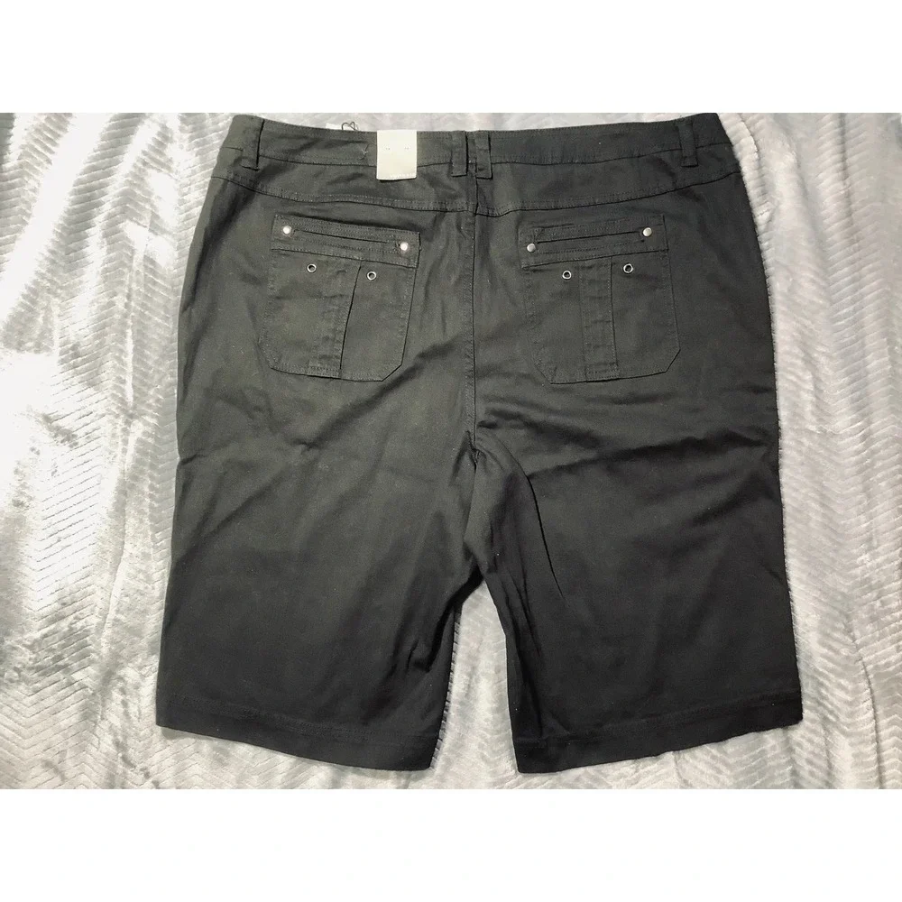 New Venezia Bermuda Shorts 24 Womens Black Stretch